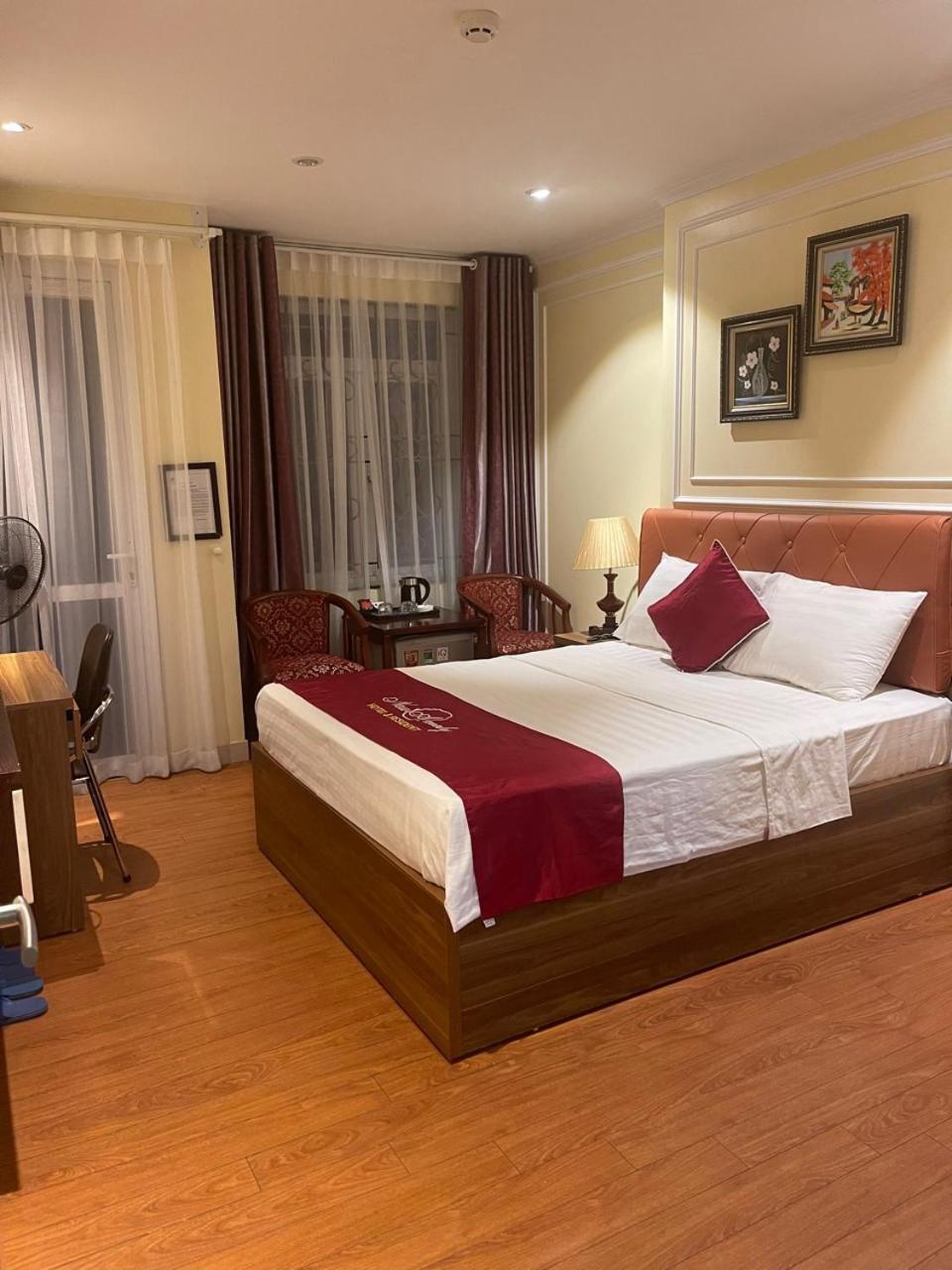 האנוי New Amely Hotel מראה חיצוני תמונה